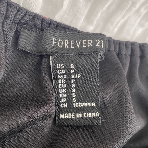 forever 21 succulent patterned crop top - Picture 2 of 4